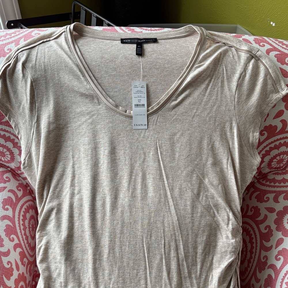 NWT WHBM Ruched Side Cap Sleeve  V-Neck Tee Top Heather Biscotti XL